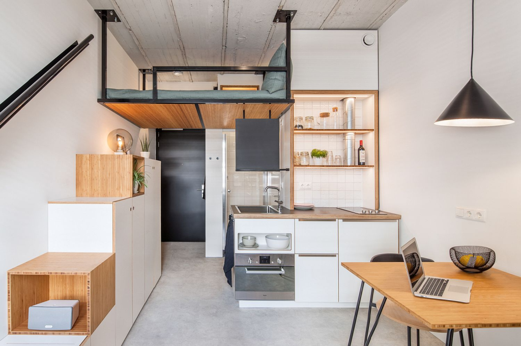 Tiny House vs. Small Apartment